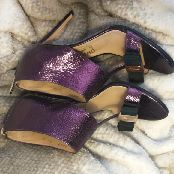 Salvatore Ferragamo Pellas Metal Graph Lamb 7 1/2 size - Picture 6 of 8